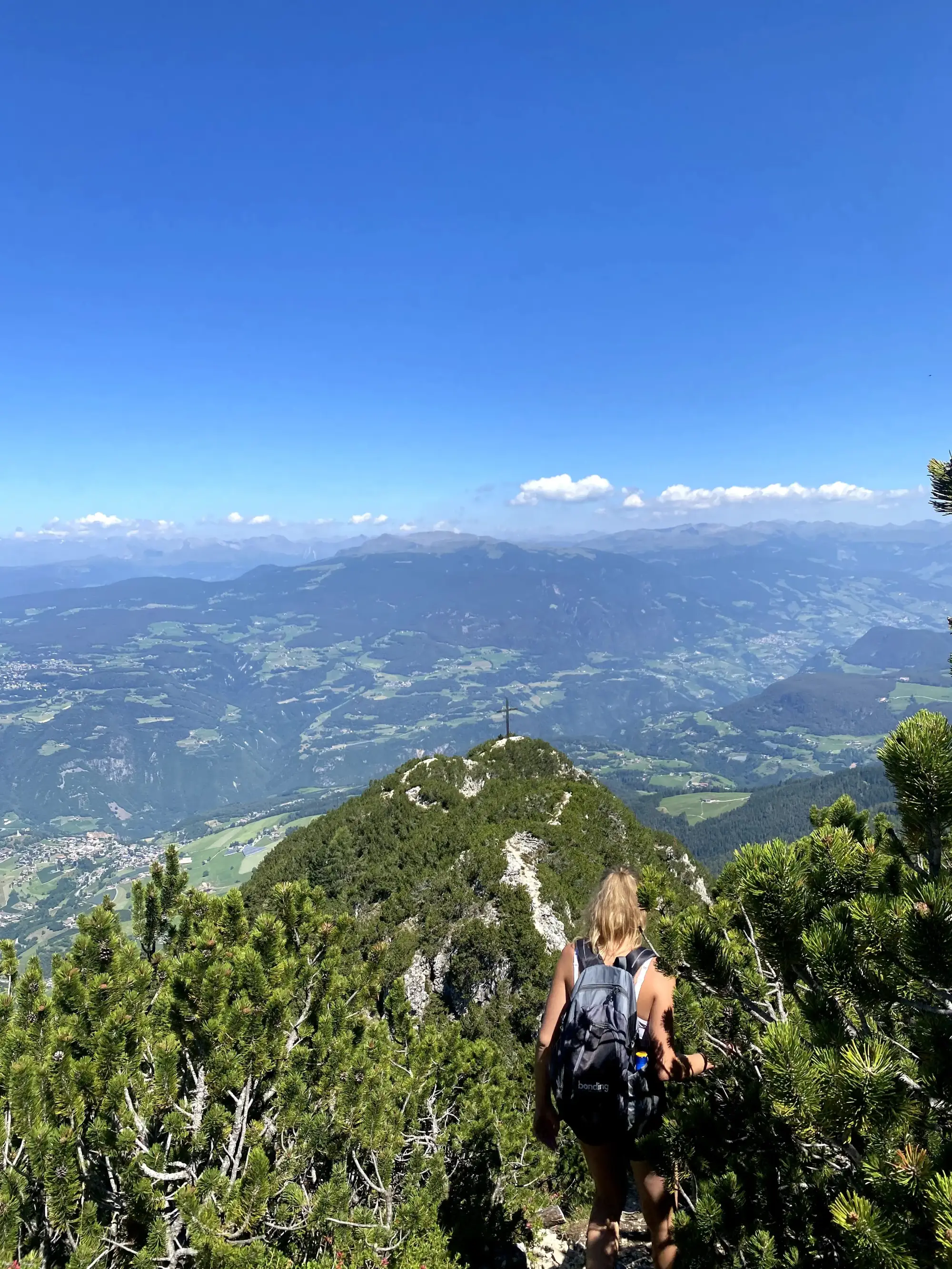 Sommerpanorama bei Völs am Schlern Sommerpanorama bei Völs am Schlern