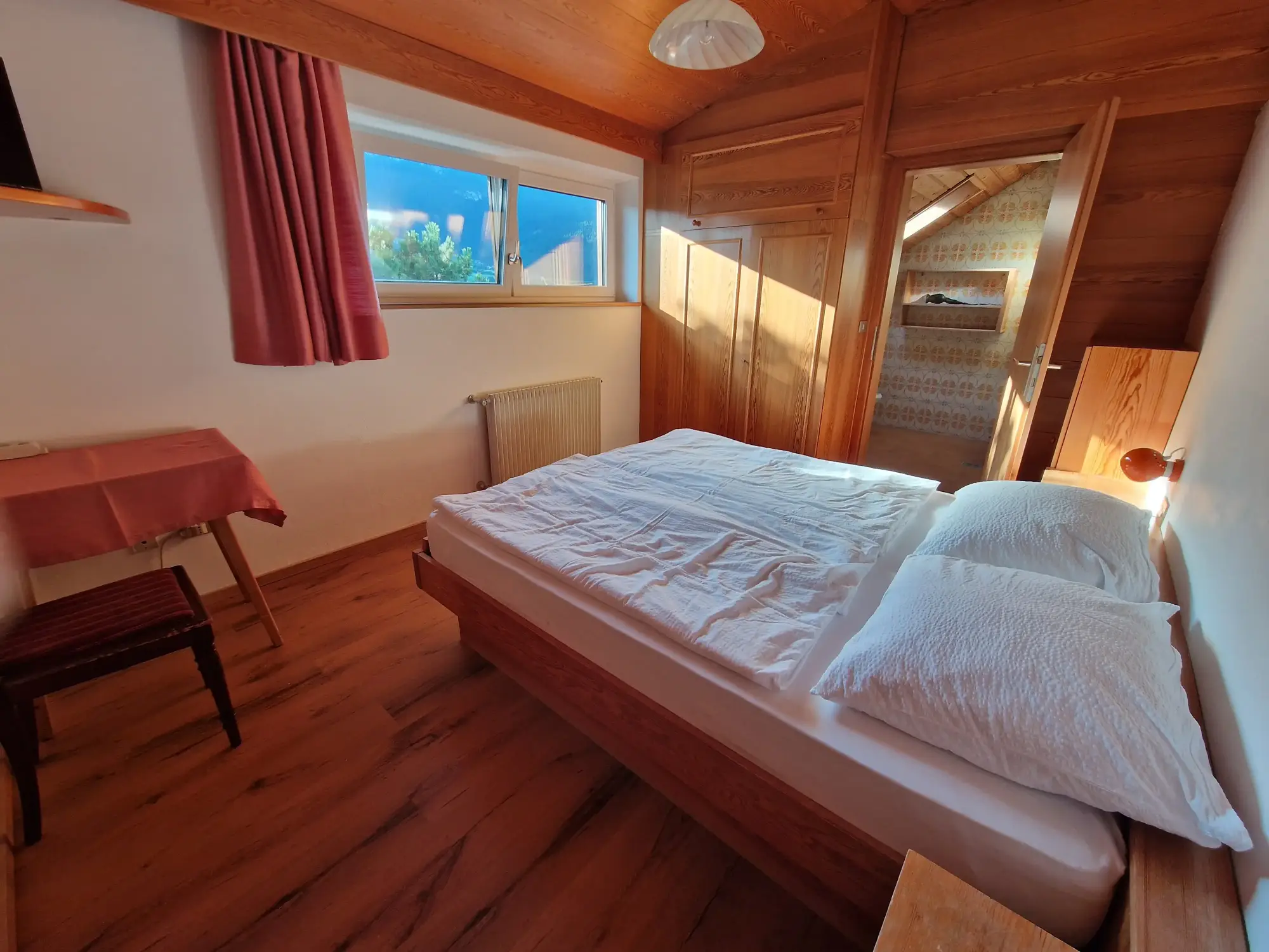 Zimmer 4, Badezimmer